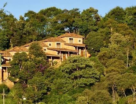 Suites Canela De Ema - Ibitipoca Консейсан-да-Ібітіпока Екстер'єр фото