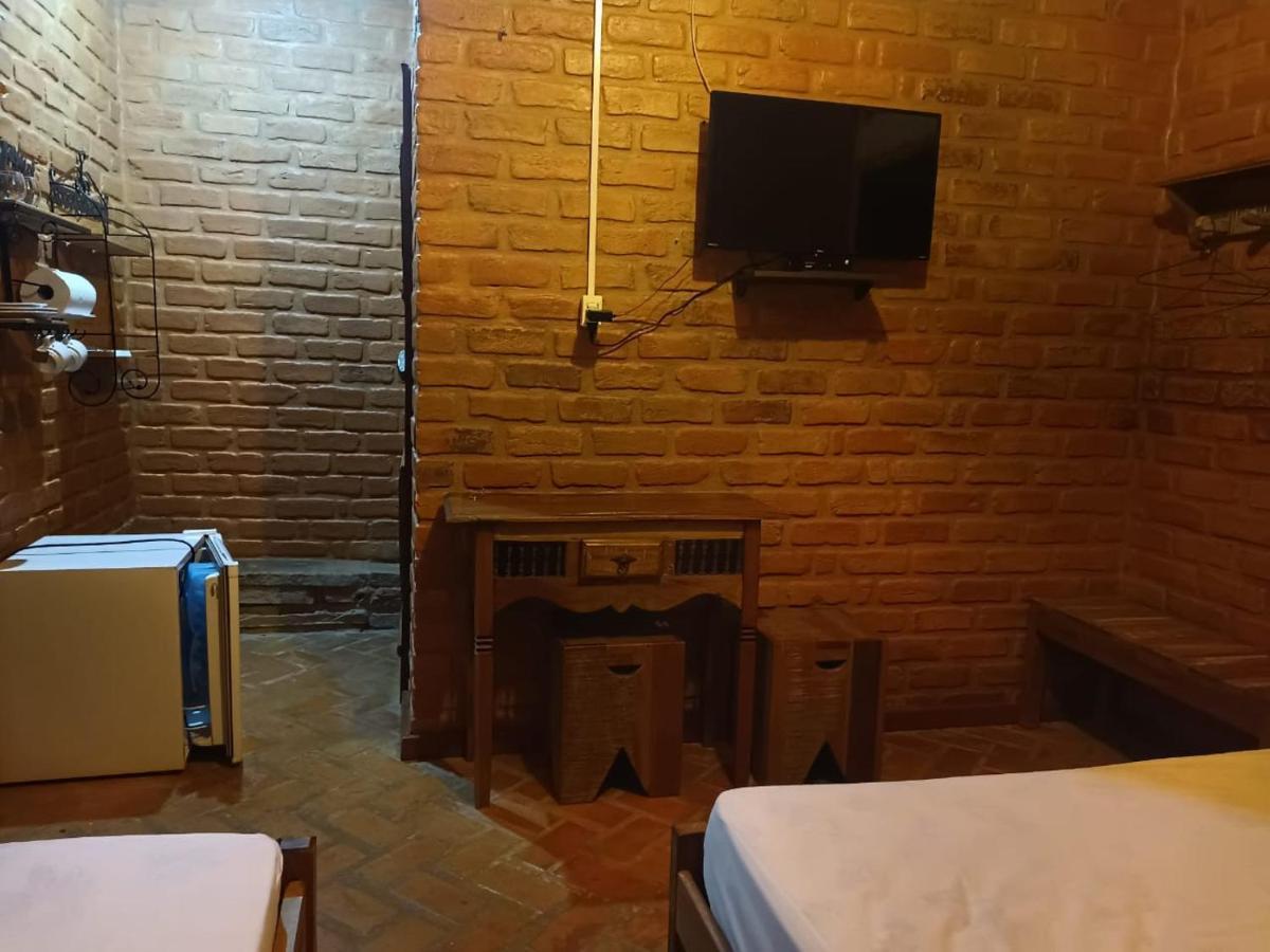 Suites Canela De Ema - Ibitipoca Консейсан-да-Ібітіпока Екстер'єр фото