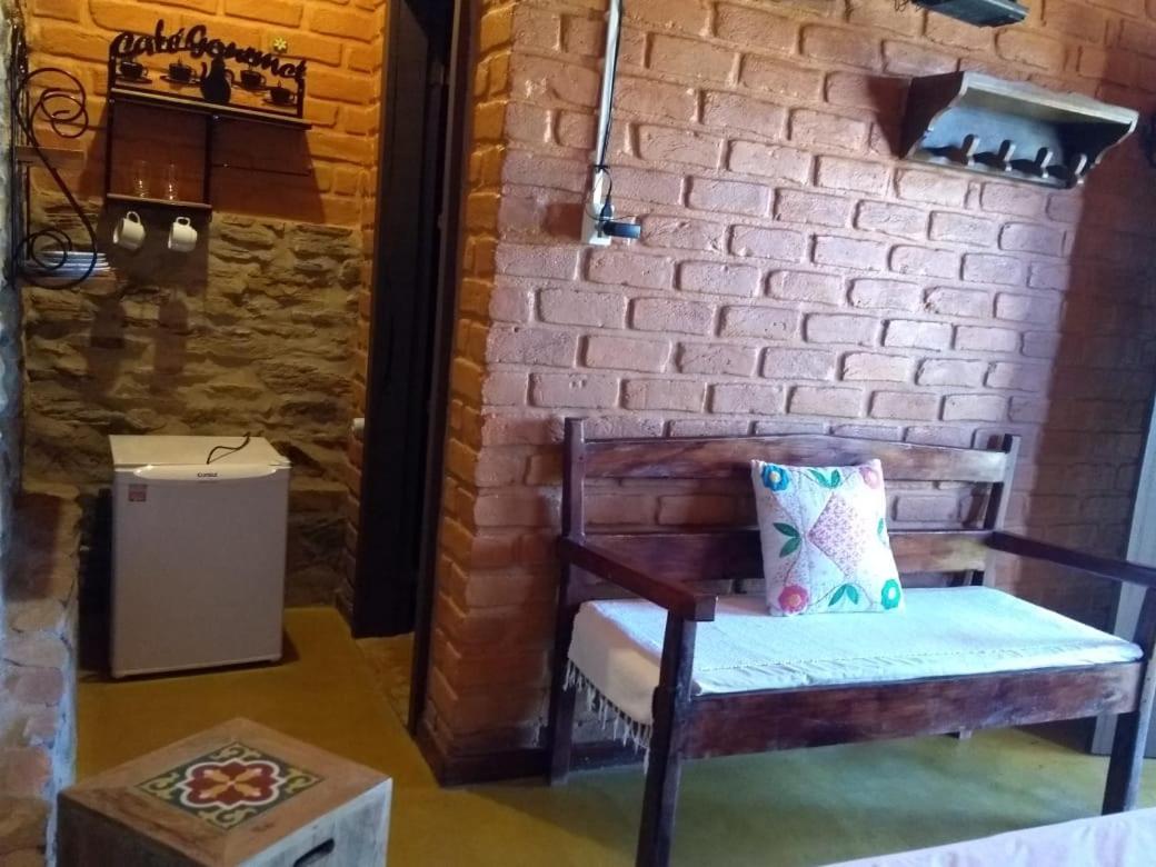 Suites Canela De Ema - Ibitipoca Консейсан-да-Ібітіпока Екстер'єр фото