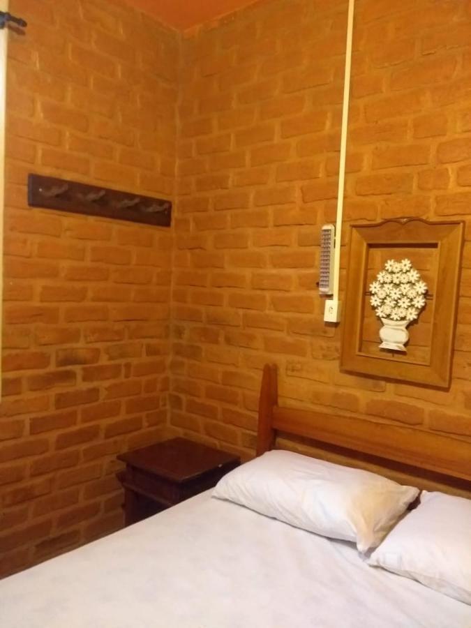 Suites Canela De Ema - Ibitipoca Консейсан-да-Ібітіпока Екстер'єр фото