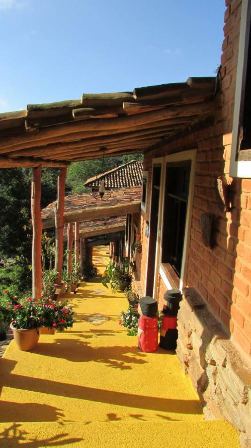 Suites Canela De Ema - Ibitipoca Консейсан-да-Ібітіпока Екстер'єр фото