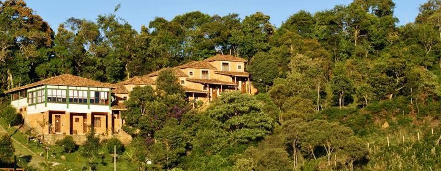 Suites Canela De Ema - Ibitipoca Консейсан-да-Ібітіпока Екстер'єр фото